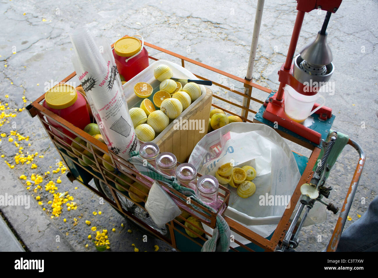 Carro para venta de fruta, jugos y batidos saludables, Carrito para ventas  de jugos y mango 