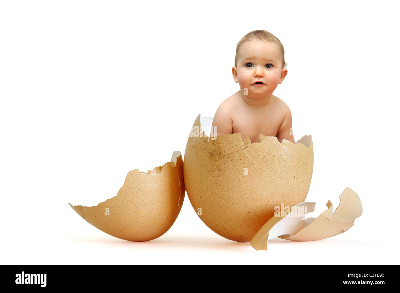 Bebe en huevo Imágenes recortadas de stock - Alamy
