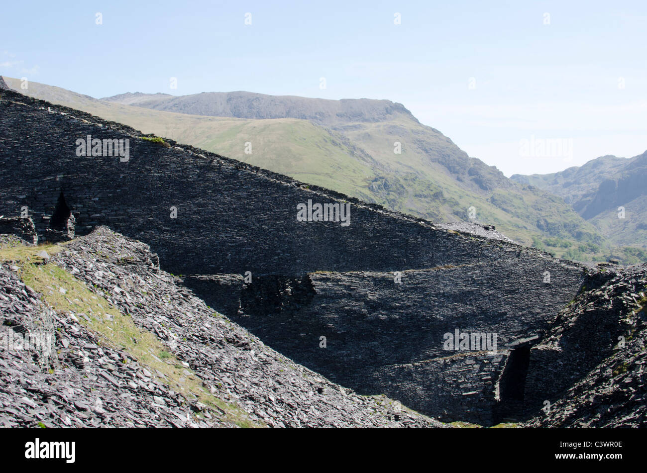 Terraplén de la pizarra en la pizarra Dinorwig mina, Snowdonia, al norte de Gales, Reino Unido Foto de stock