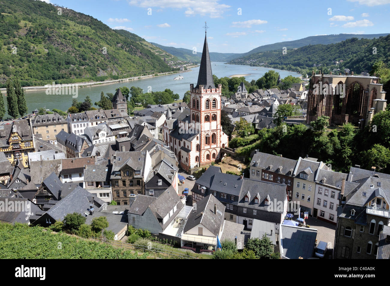 Bacharach, en Alemania, en Europa, la Edad Media, el valle del Rin, Renania-Palatinado, la UNESCO, Patrimonio de la humanidad, la iglesia, la iglesia de San Pedro, Rui Foto de stock