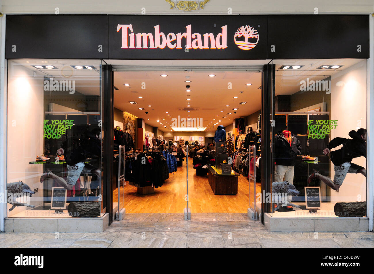 Moda De Mujer Timberland Fotos e Imágenes de stock - Alamy