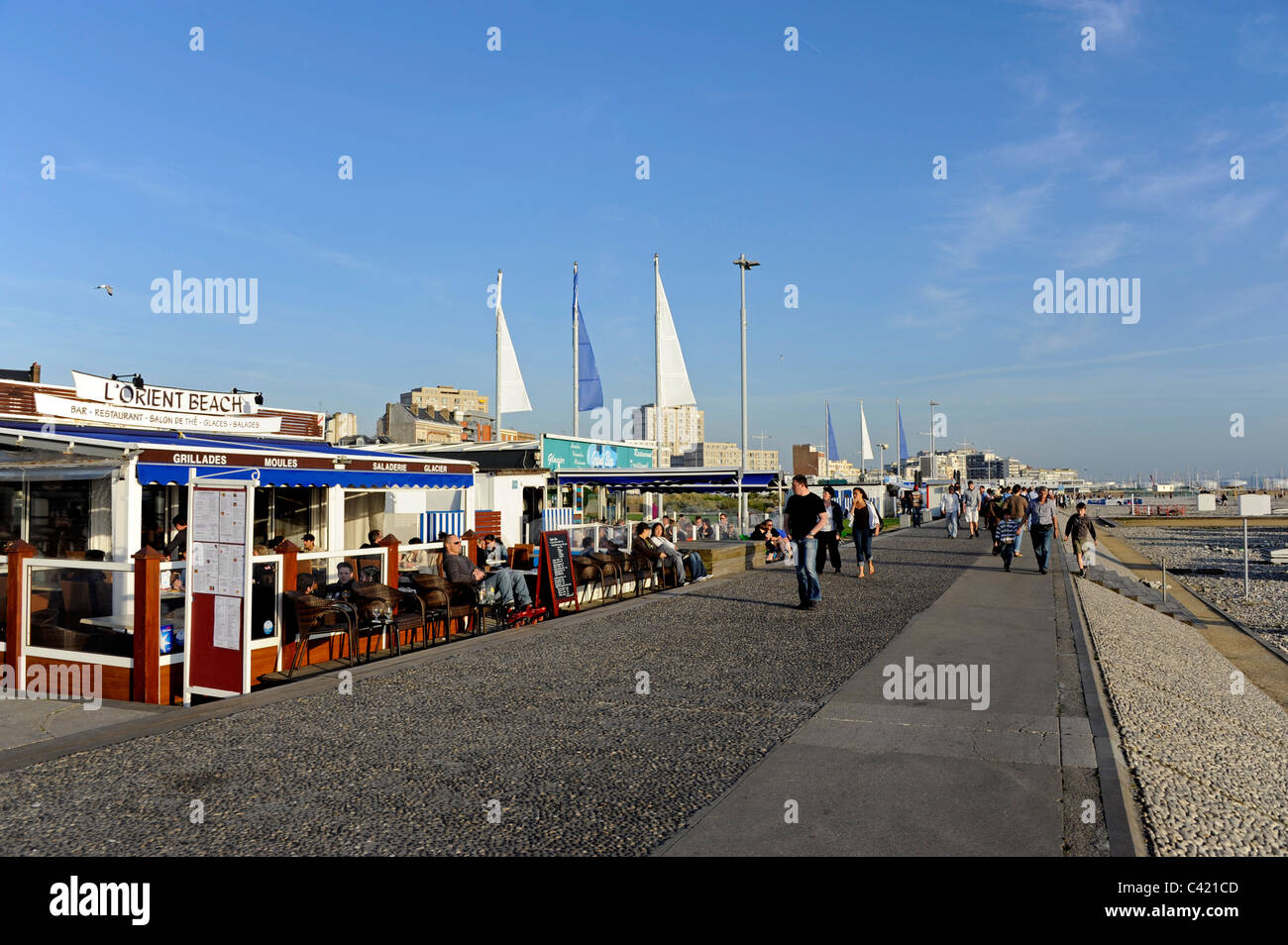 Le Havre mar,restaruant L'Orient Beach, Seine-Maritime, Normandía, Francia Foto de stock