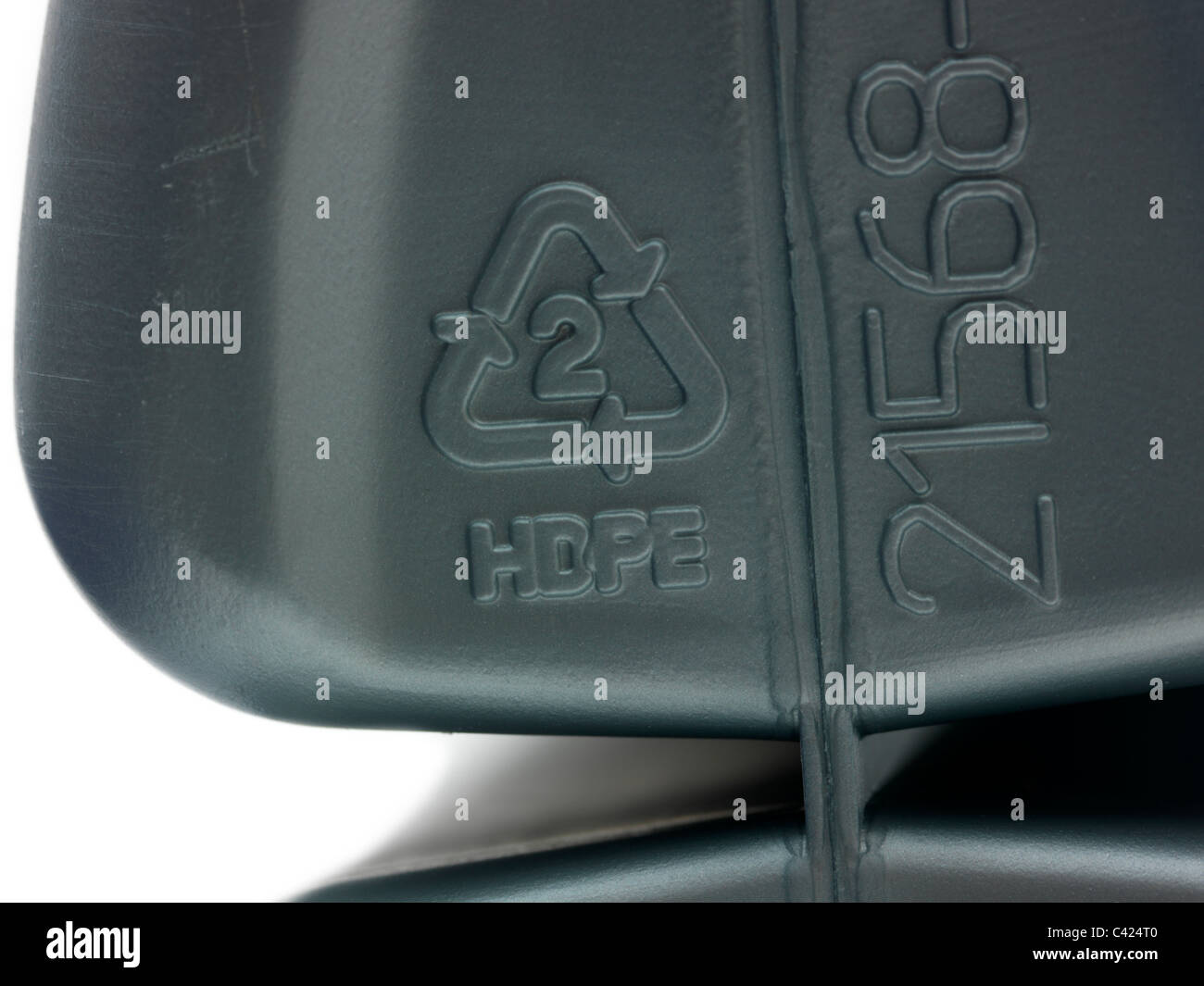Polietileno de alta densidad (HDPE) Símbolo en recipiente plástico Fotografía de stock - Alamy