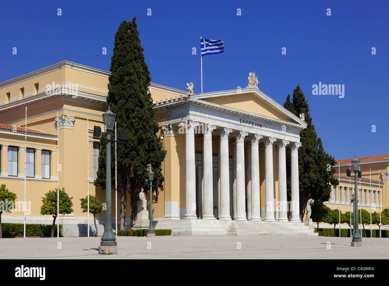 El edificio Zappeion (1888), utilizados en los 1896 Juegos Olímpicos en los Jardines Nacionales de Atenas, Grecia Foto de stock