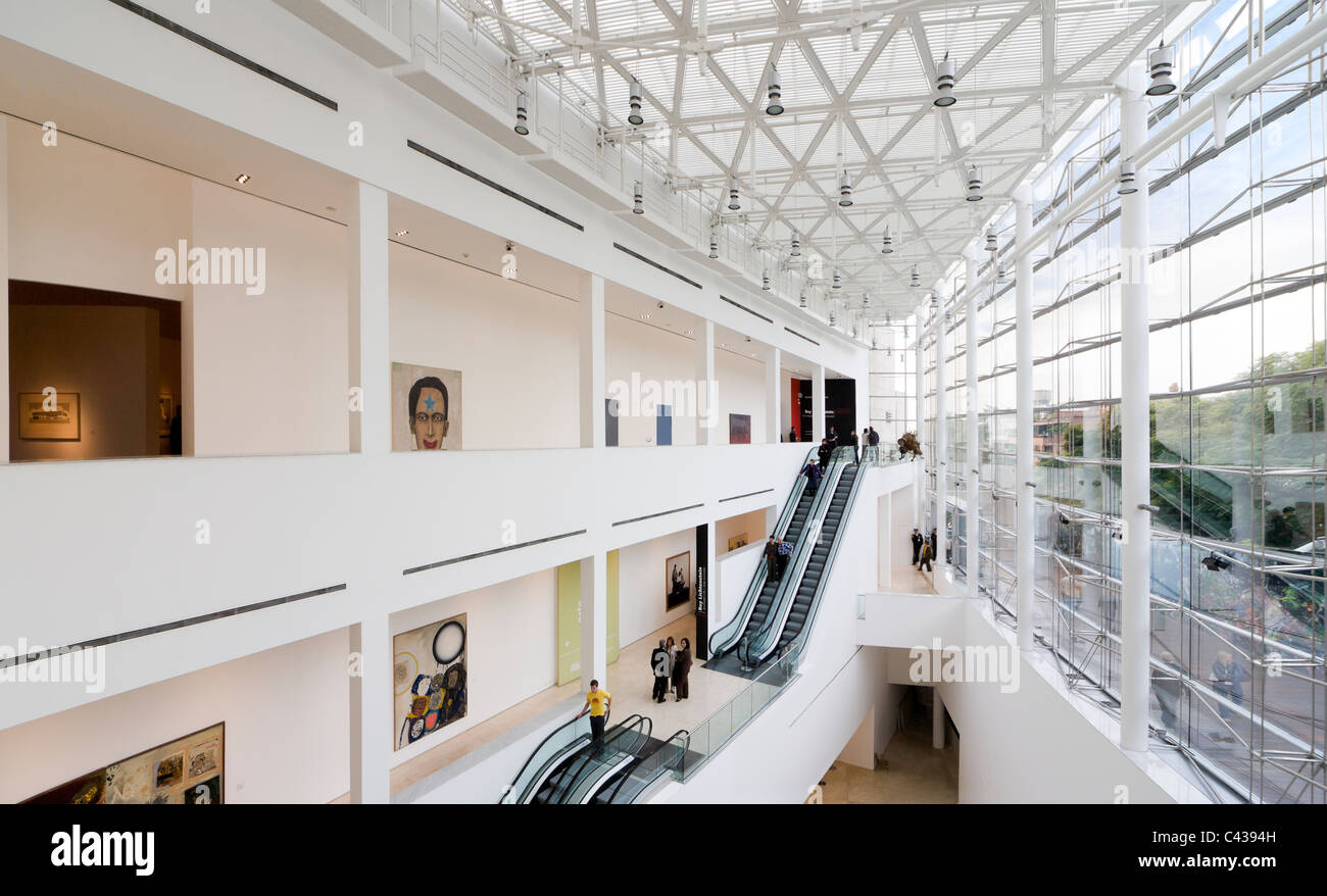 Museo De Arte Moderno De América Latina, Vista Desde El Interior. MALBA ...