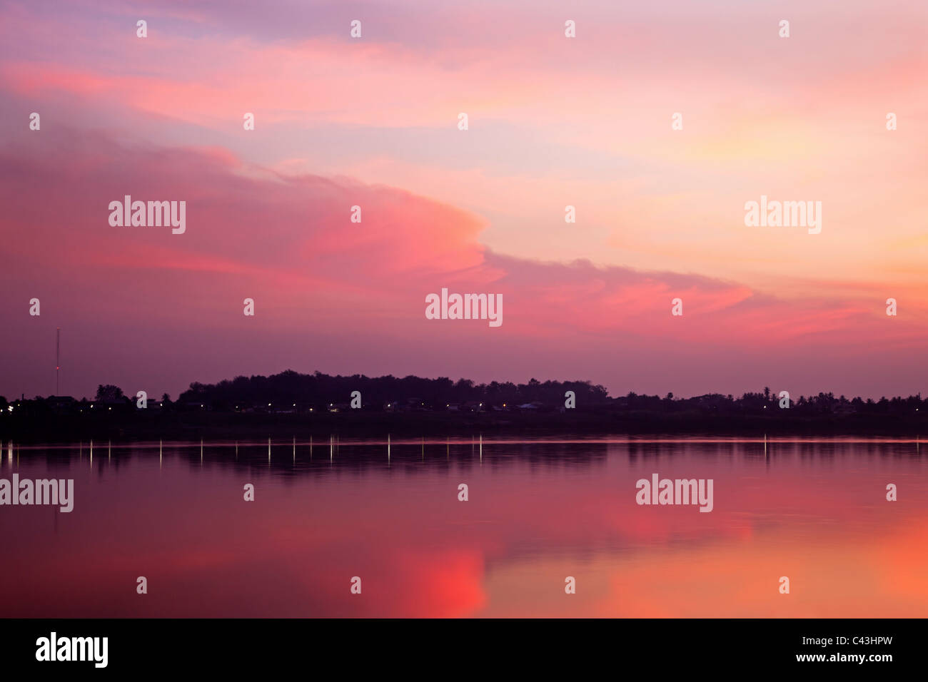 Sunset del Mekong, Vientiane, Laos Foto de stock