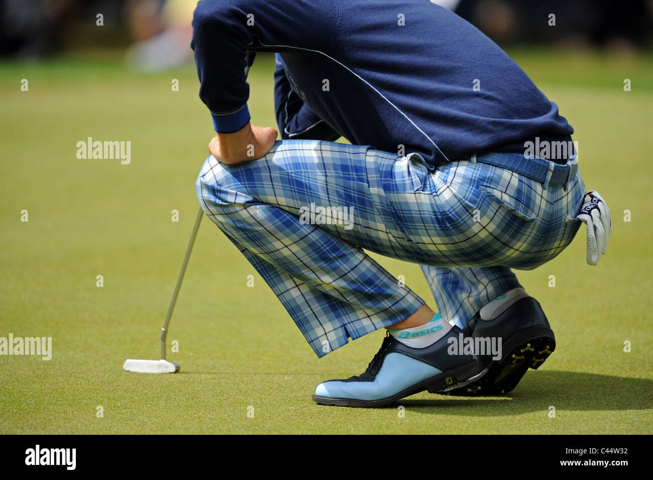 Golfista profesional En Ian Poulter vistiendo pantalones marcada Foto de stock