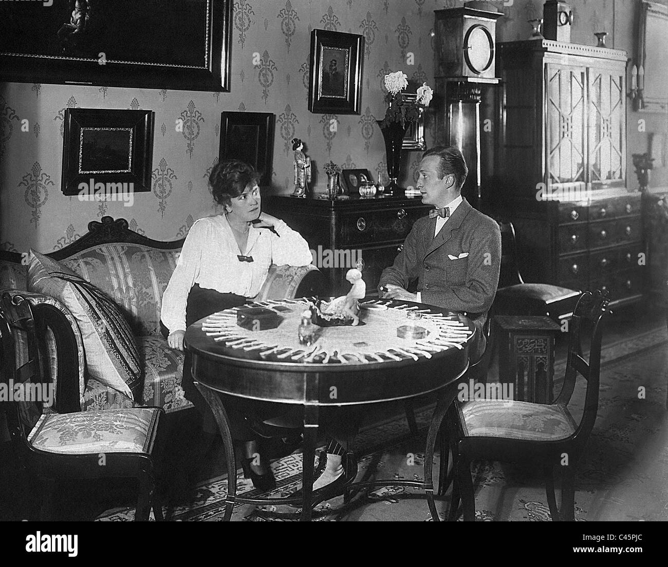 Hans Albers y su esposa Claire Dux, 1920 Foto de stock