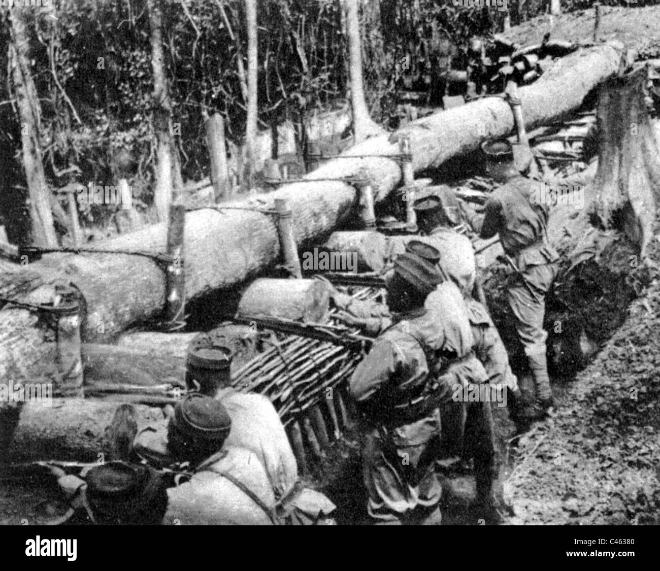 Los miembros nativos de las tropas alemanas en Camerún Foto de stock