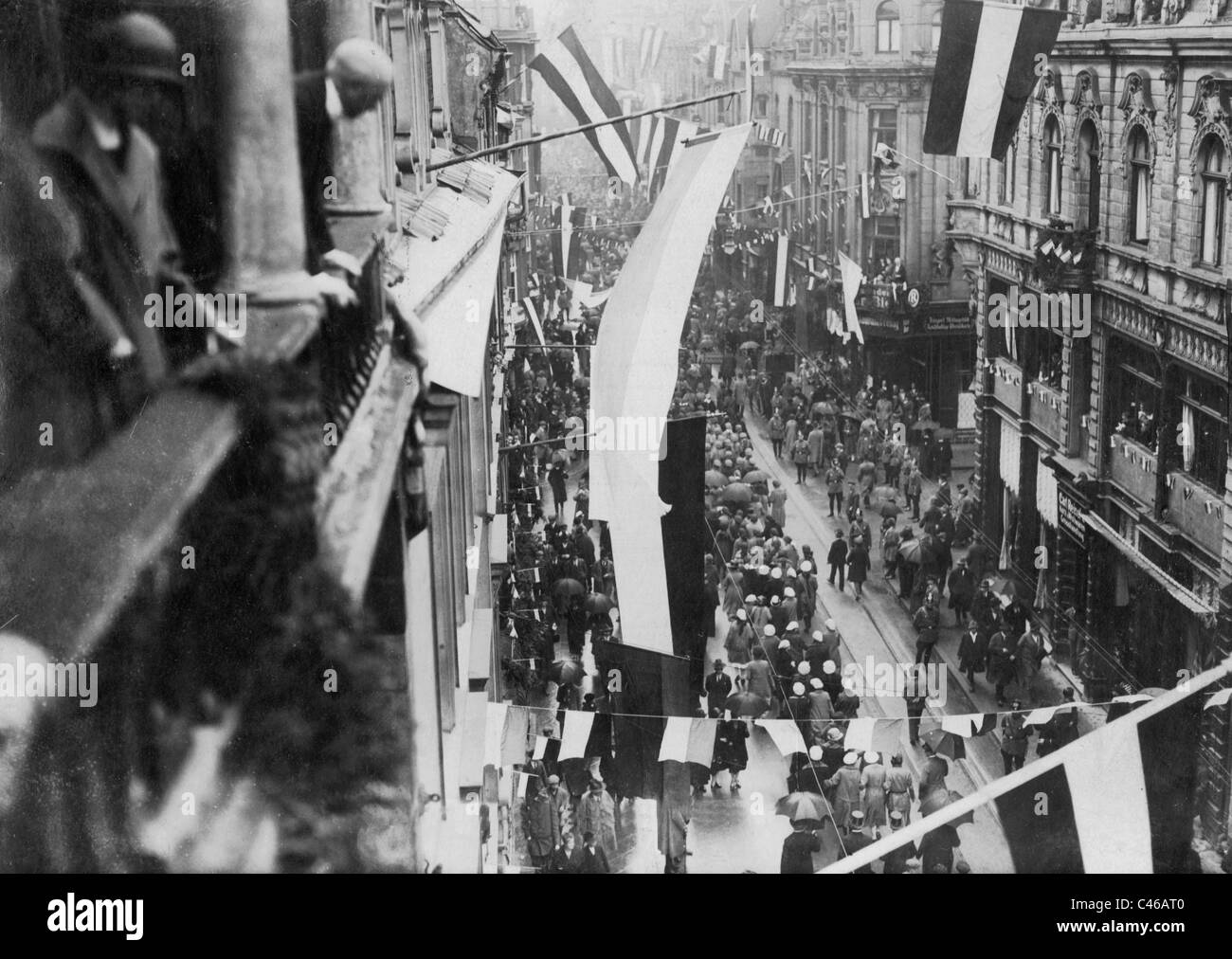 Las celebraciones después de la evacuación de la ciudad de Bochum, 1925 Foto de stock
