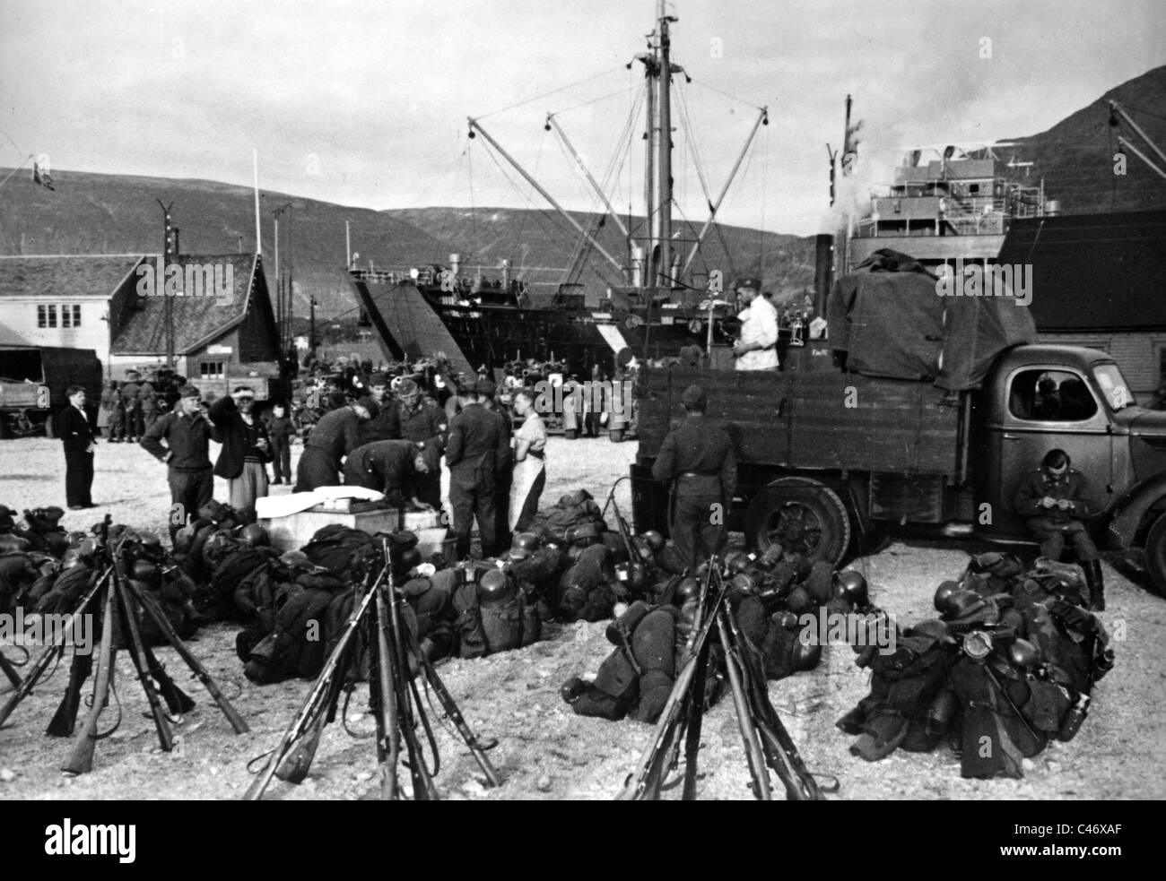 Segunda Guerra Mundial: campaña de Noruega. Batallas de Narvik, 1940  Fotografía de stock - Alamy