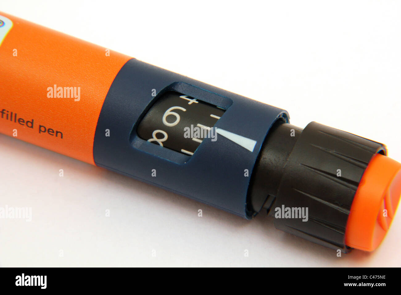 Cierre de la inyección de insulina pen Mostrando dosis Foto de stock