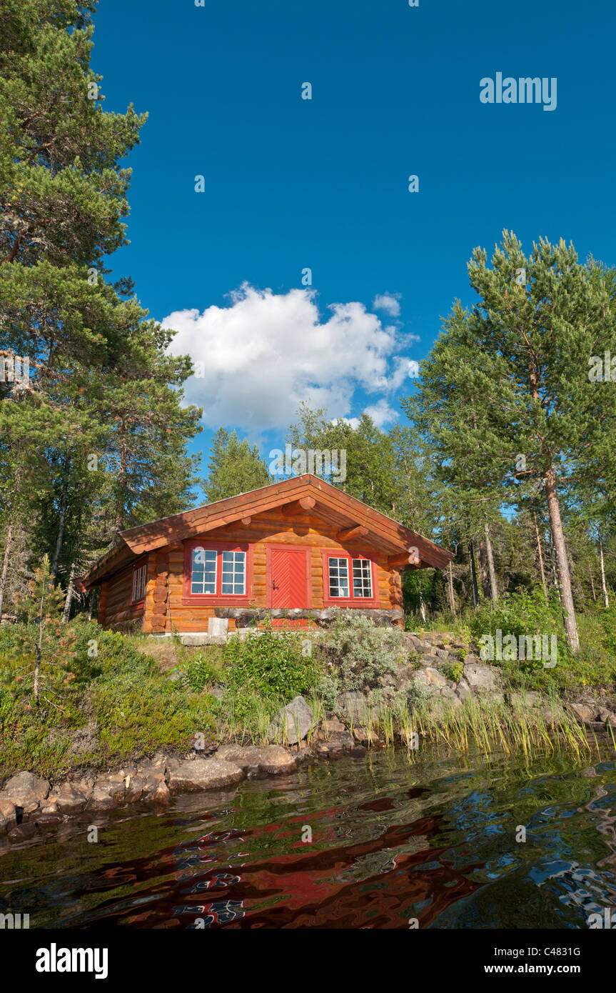 Casa de madera en Suecia Foto de stock