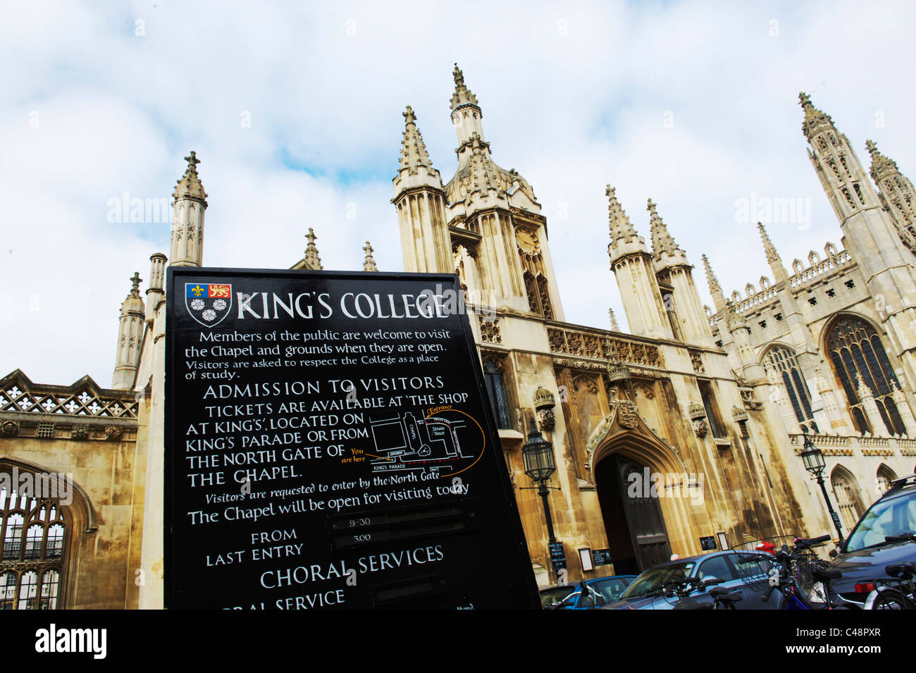 Amplio ángulo de visión de Kings College, Cambridge, Reino Unido Foto de stock