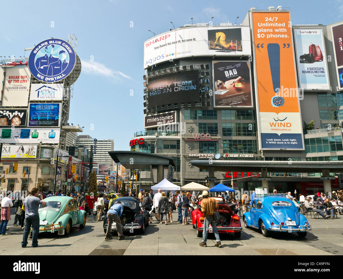 Dundas Square, el centro de Toronto, Ontario, Canadá Foto de stock