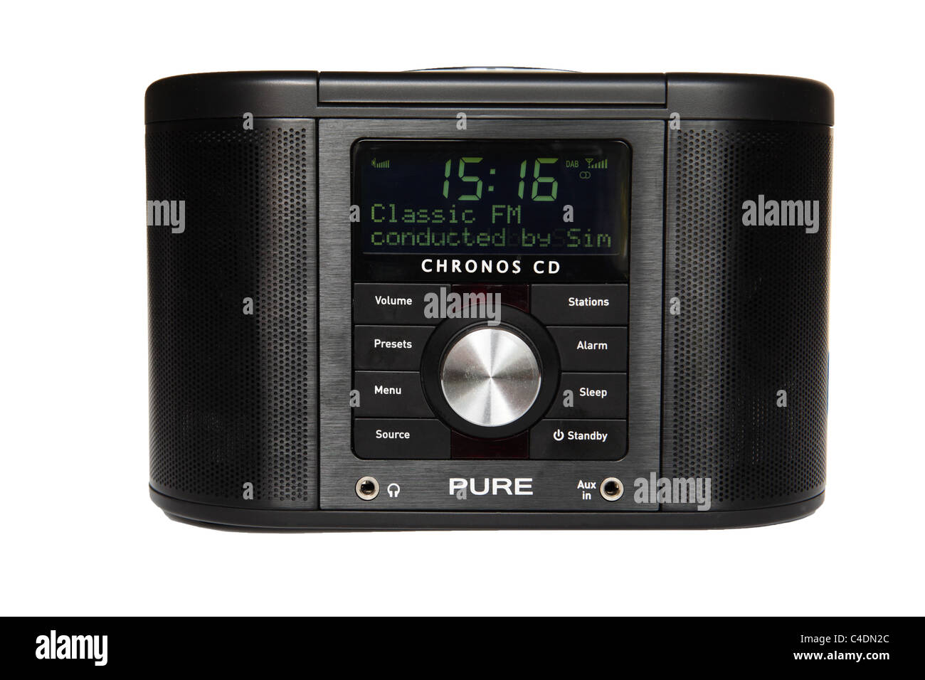 Pure Chronos digital (DAB), radio con reproductor de CD para uso como una  alarma de cabecera aislado sobre fondo blanco Fotografía de stock - Alamy