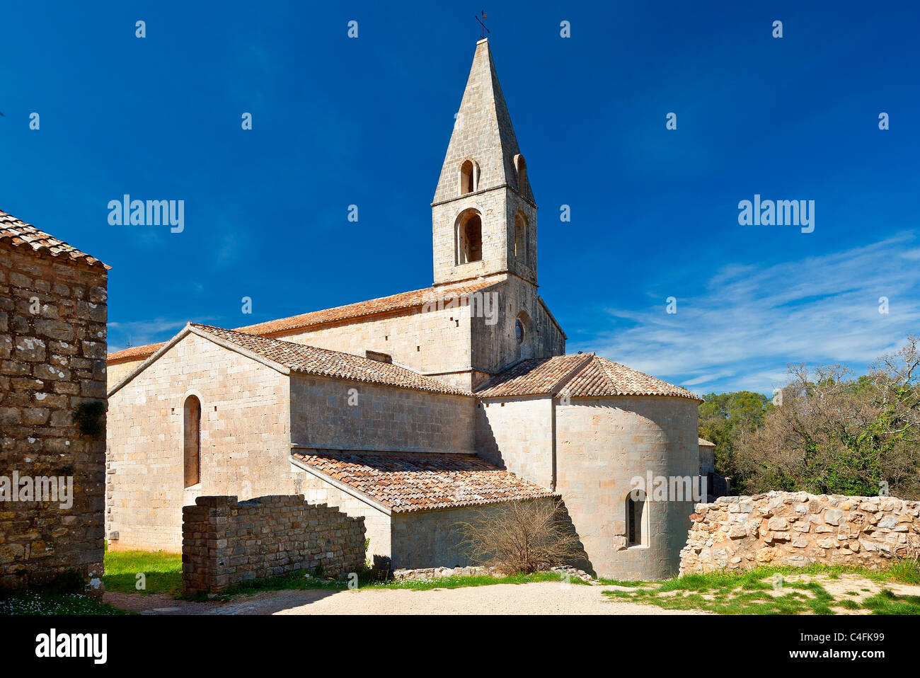 Francia, el Var (83), Le Thoronet abadía cisterciense Foto de stock