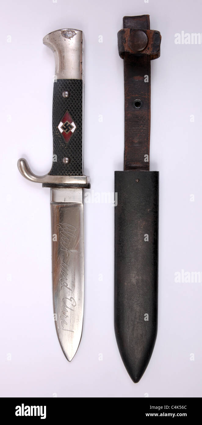 Cuchillo de la Juventud de Hitler alemán WWII - Hitler-Jugend-Fahrtenmesser Foto de stock