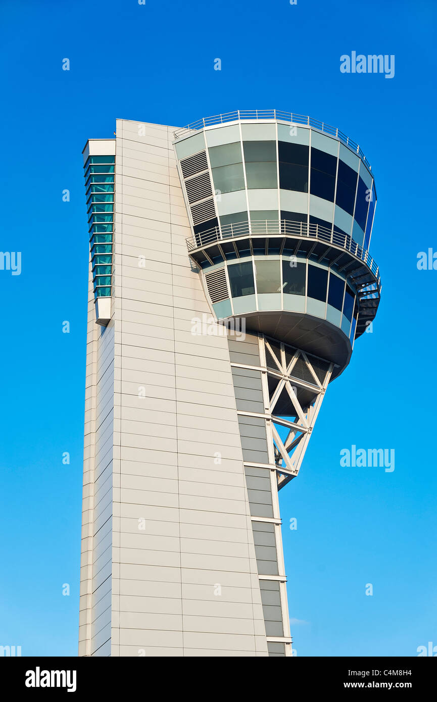 Torre de control del tráfico aéreo, el Aeropuerto Internacional de Filadelfia. Foto de stock