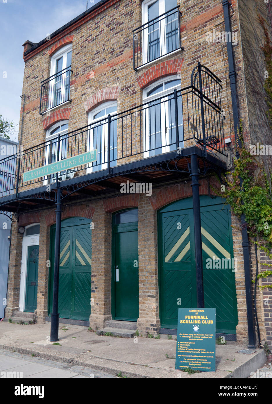 Furnivall Sculling Club boathouse, Hammersmith, Londres Foto de stock