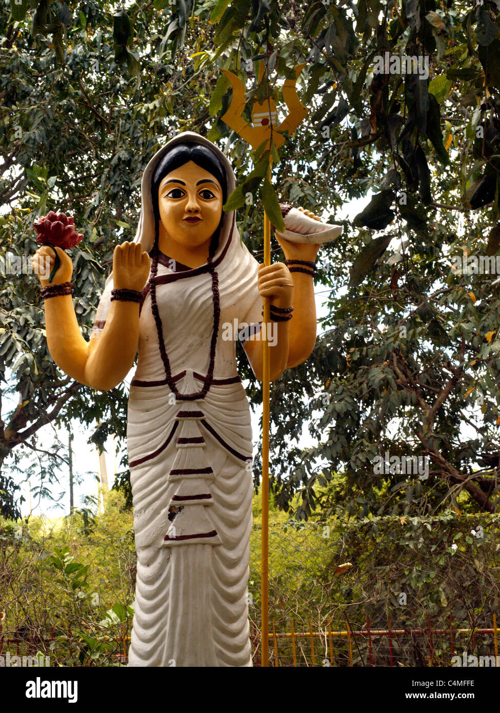 Mauricio Medine diosa hindú con Caracola y Trident en Tamil Templo Hindú para los trabajadores de la Caña de Azúcar Foto de stock