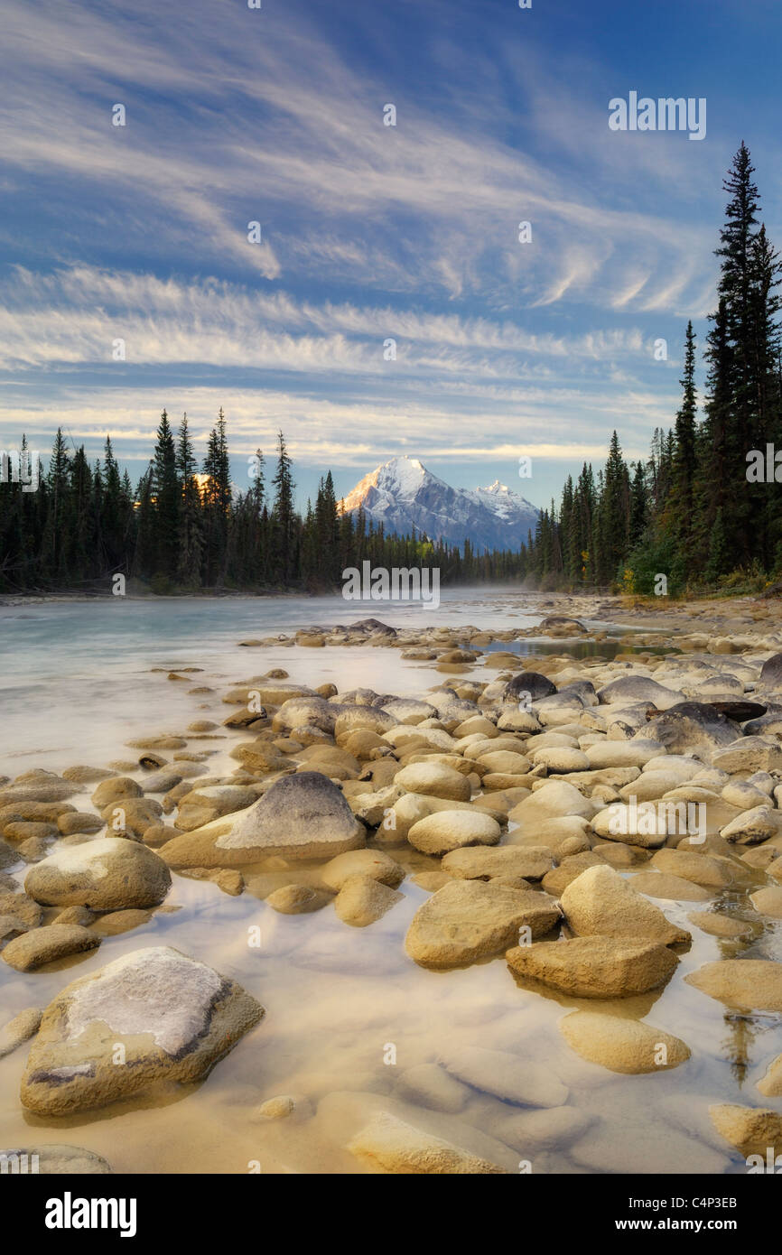 El Parque Nacional de Jasper y las Montañas Rocosas canadienses, Alberta, Canadá Foto de stock