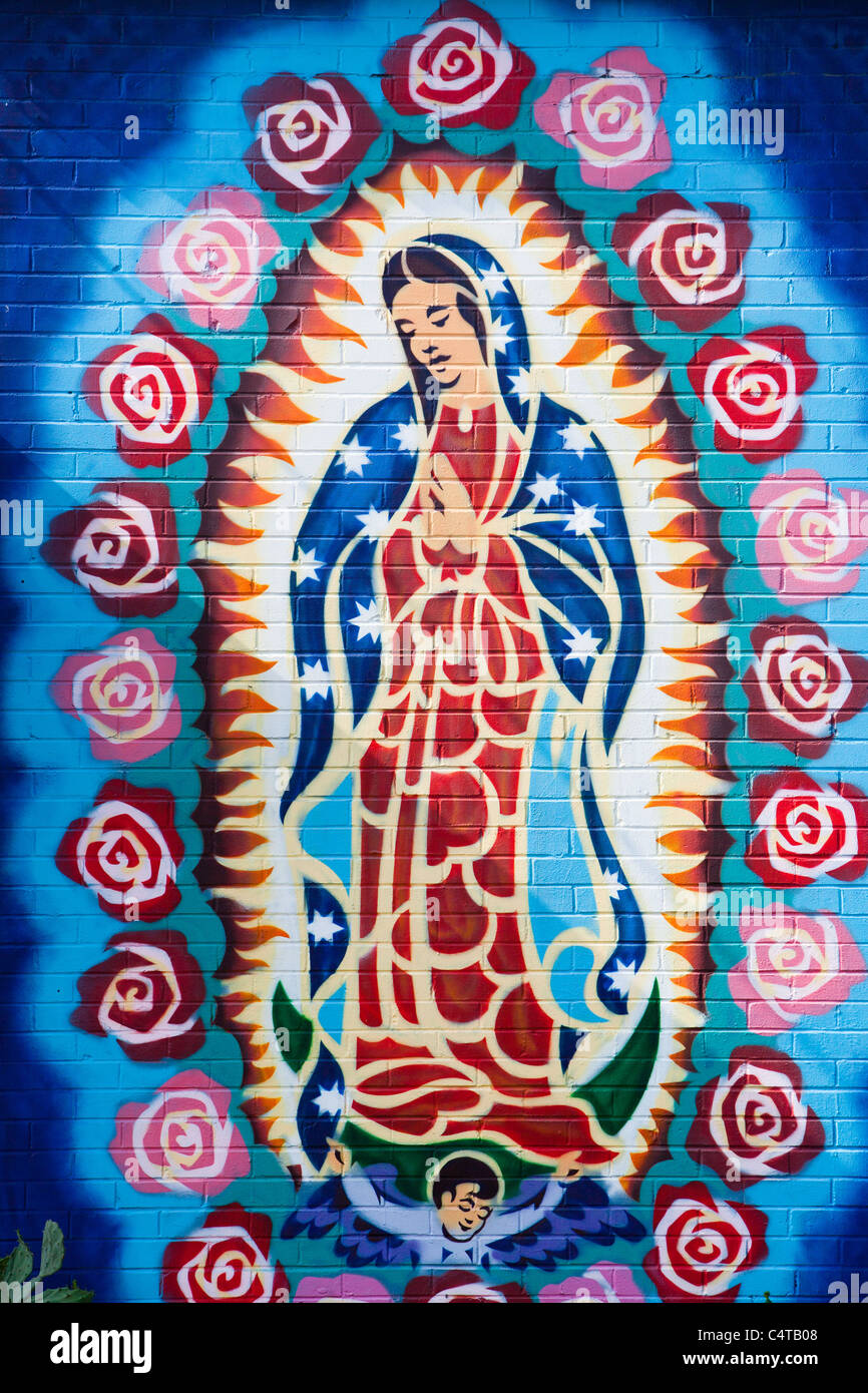 Madre María mural por Federico Archuleta Foto de stock