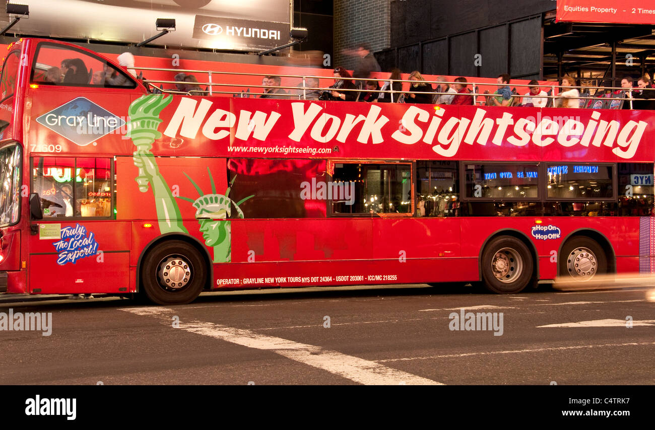 Times Square, 42nd Street, Nueva York, 2011, Foto de stock