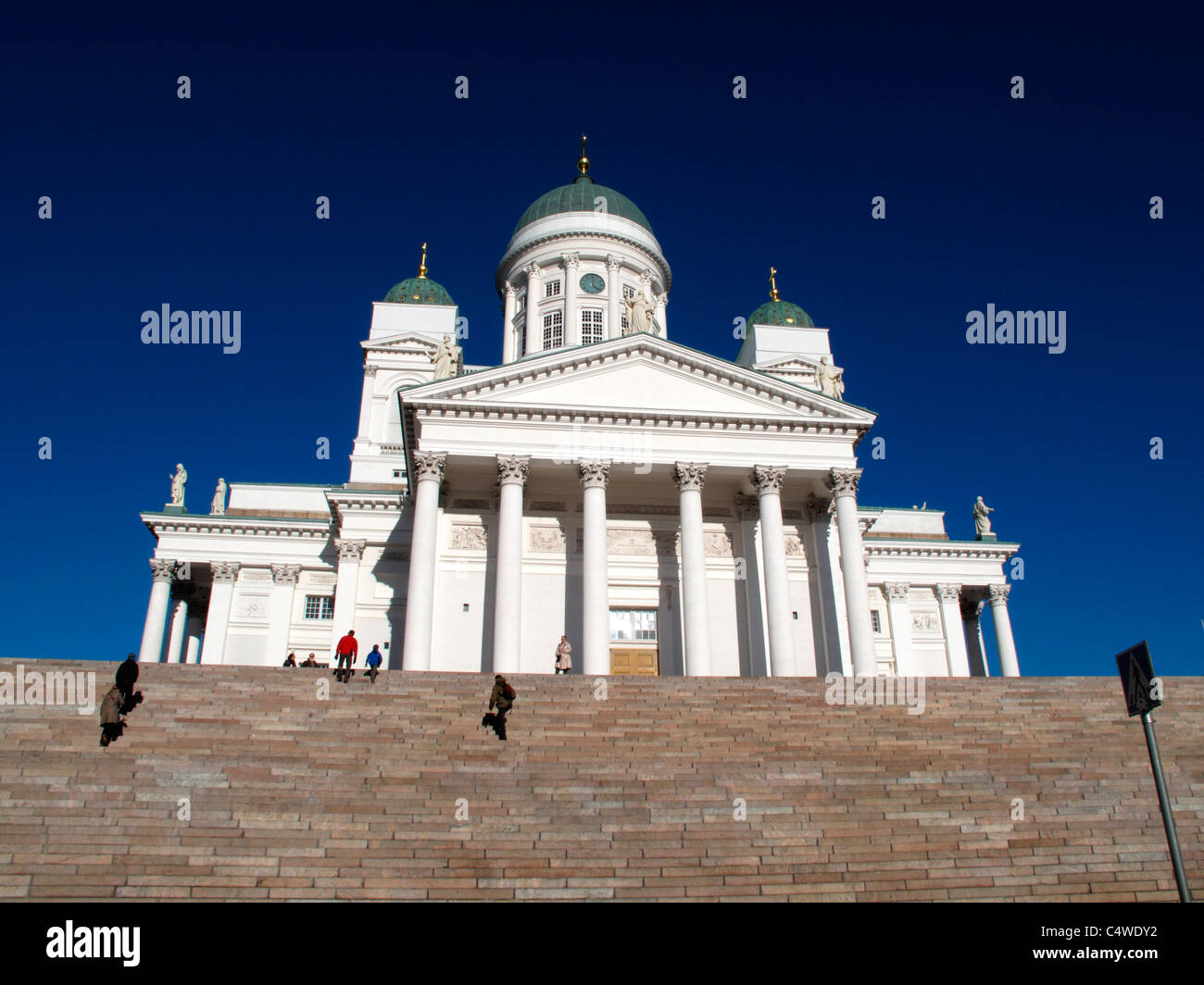 Catedral de Helsinki panorámica de la plaza del Senado Foto de stock