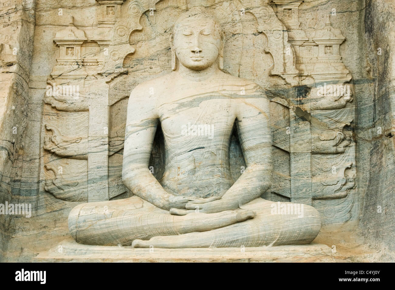Buda de piedra, Gal Vihara, Polonnaruwa, Sri Lanka, sitio del Patrimonio Mundial. Foto de stock