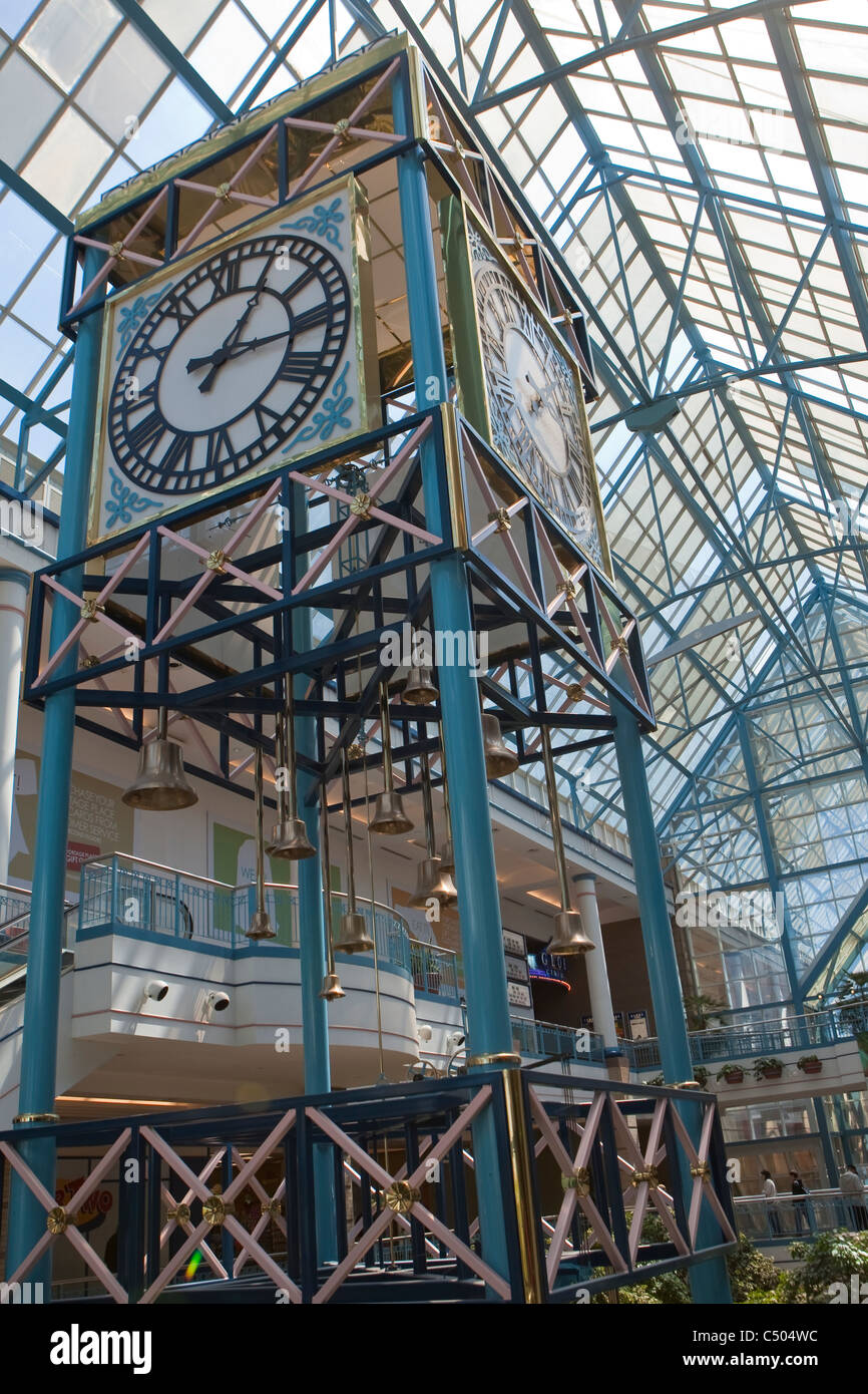 Él interior de Portage Place es retratada en Winnipeg Foto de stock