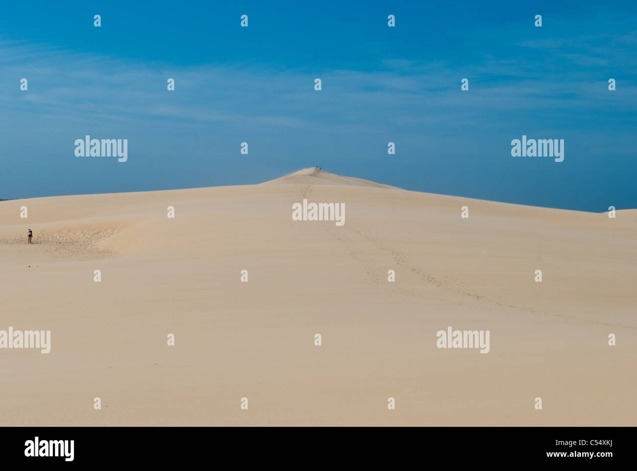 Las dunas de arena en Pyla en Francia son las dunas de arena más grande de Europa Foto de stock