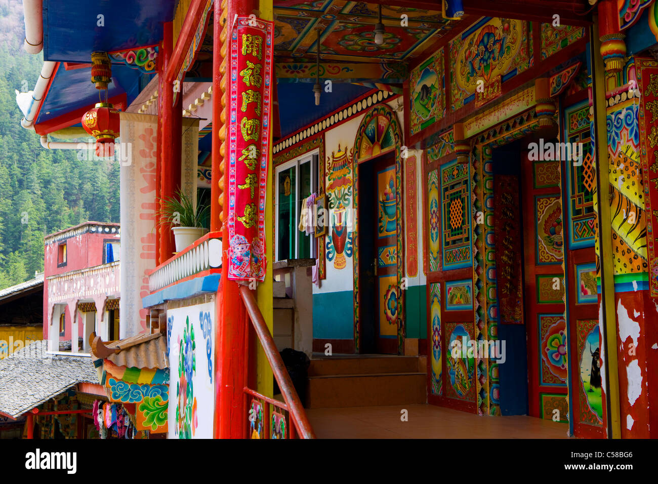 Pueblo Shuzheng, China, Asia, pueblo, casa, hogar, entrada, decoraciones, pinturas Foto de stock