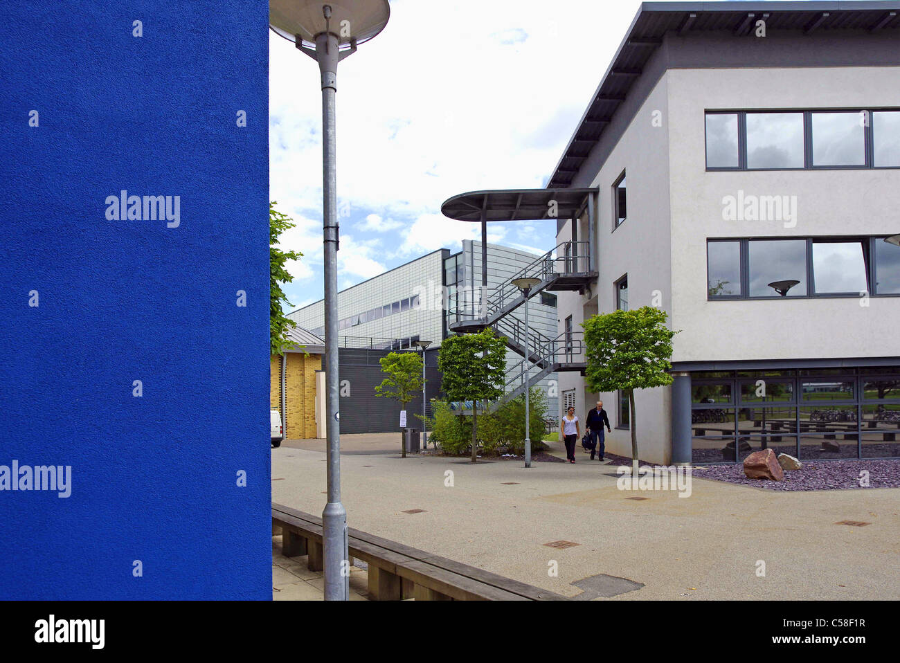 Edificios modernos de la Universidad de Loughborough hacia el Clyde Williams edificio. Leicestershire Foto de stock