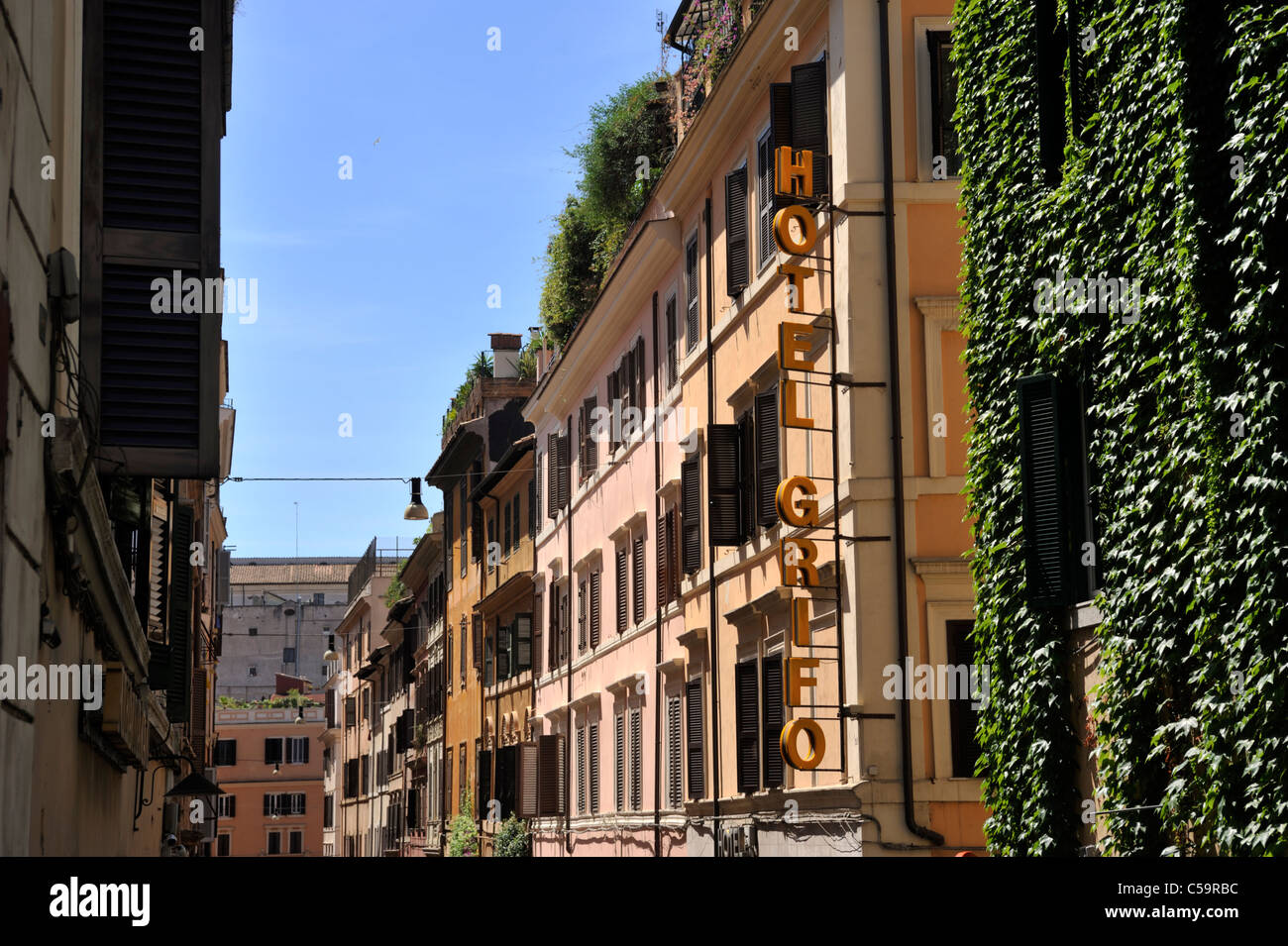 Italia, Roma, barrio de Monti, via del boschetto Foto de stock