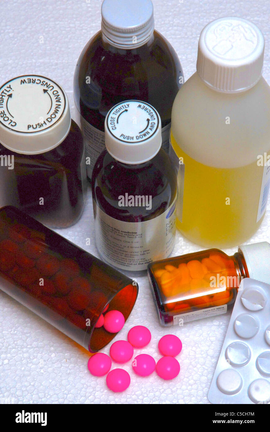 Tabletas de pastillas de medicamentos Medicamentos Foto de stock