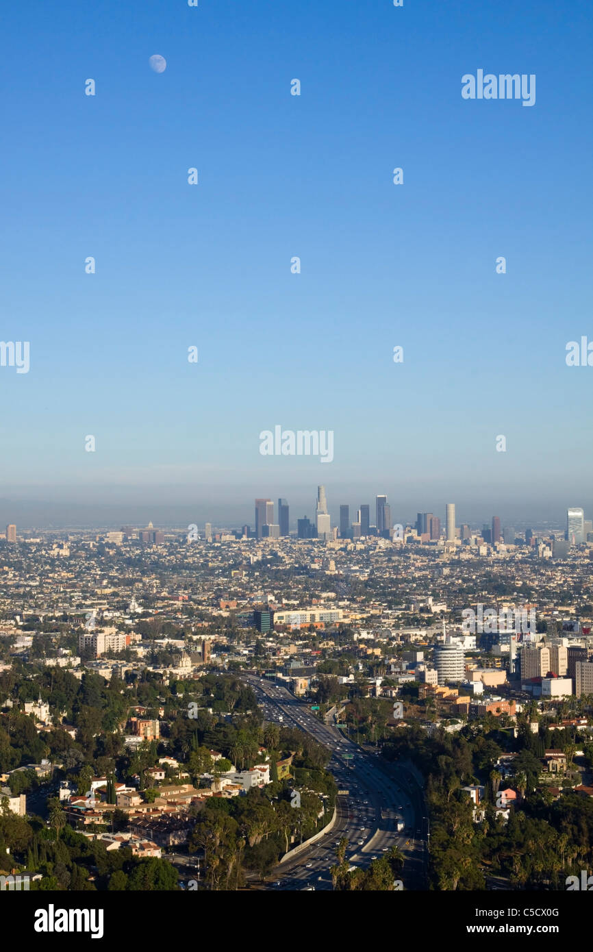 Ver por encima del horizonte de los Ángeles, California, EE.UU. Foto de stock