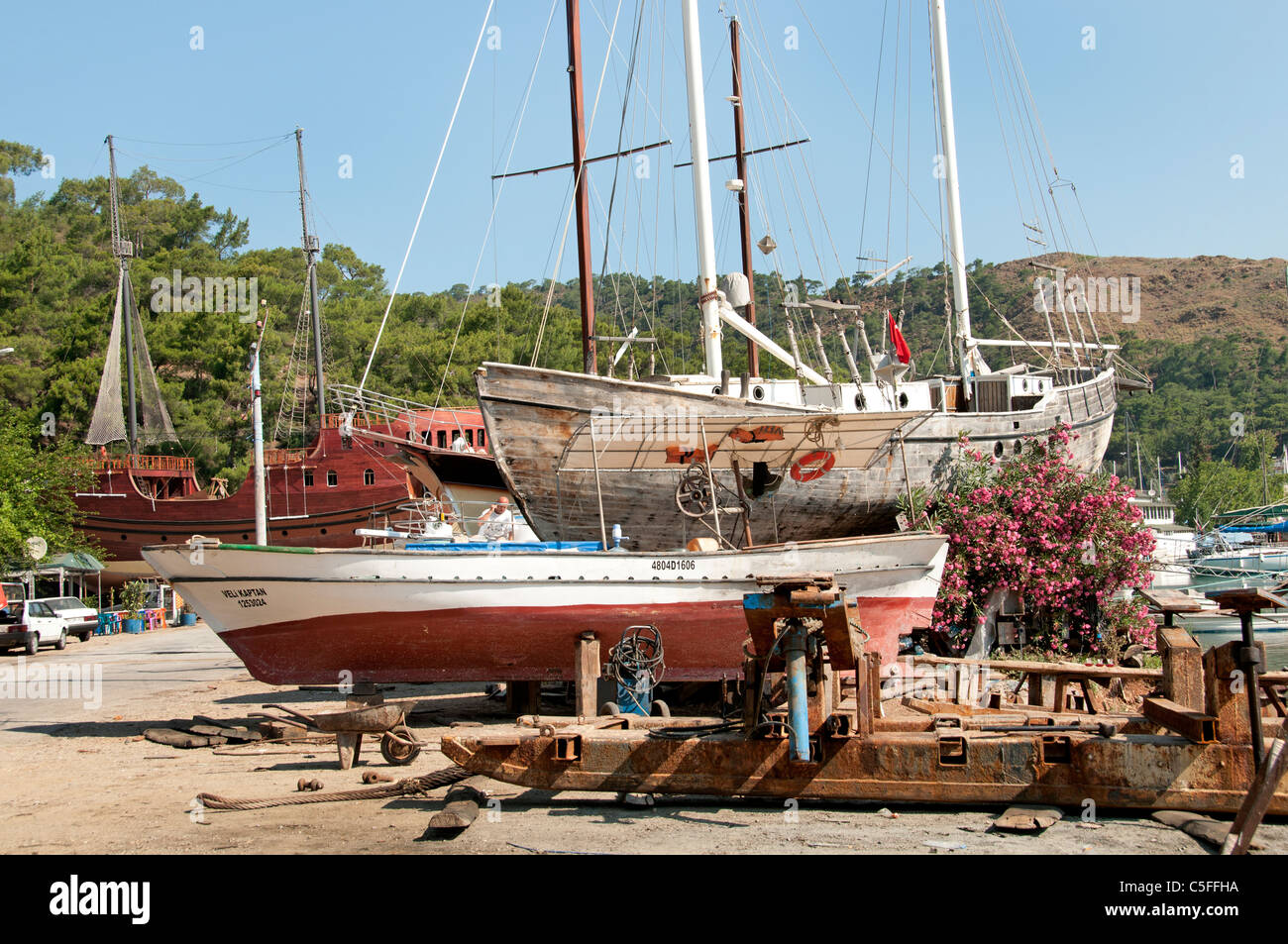 Fethiye wharf astillero velero Turquía Foto de stock