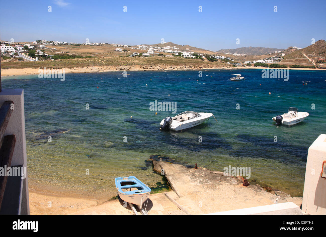 Pueblo de pescadores de Agia Anna Kalafatis Puerto Isla de Mykonos Cyclades Grecia UE EUROPA Unión Europea Foto de stock