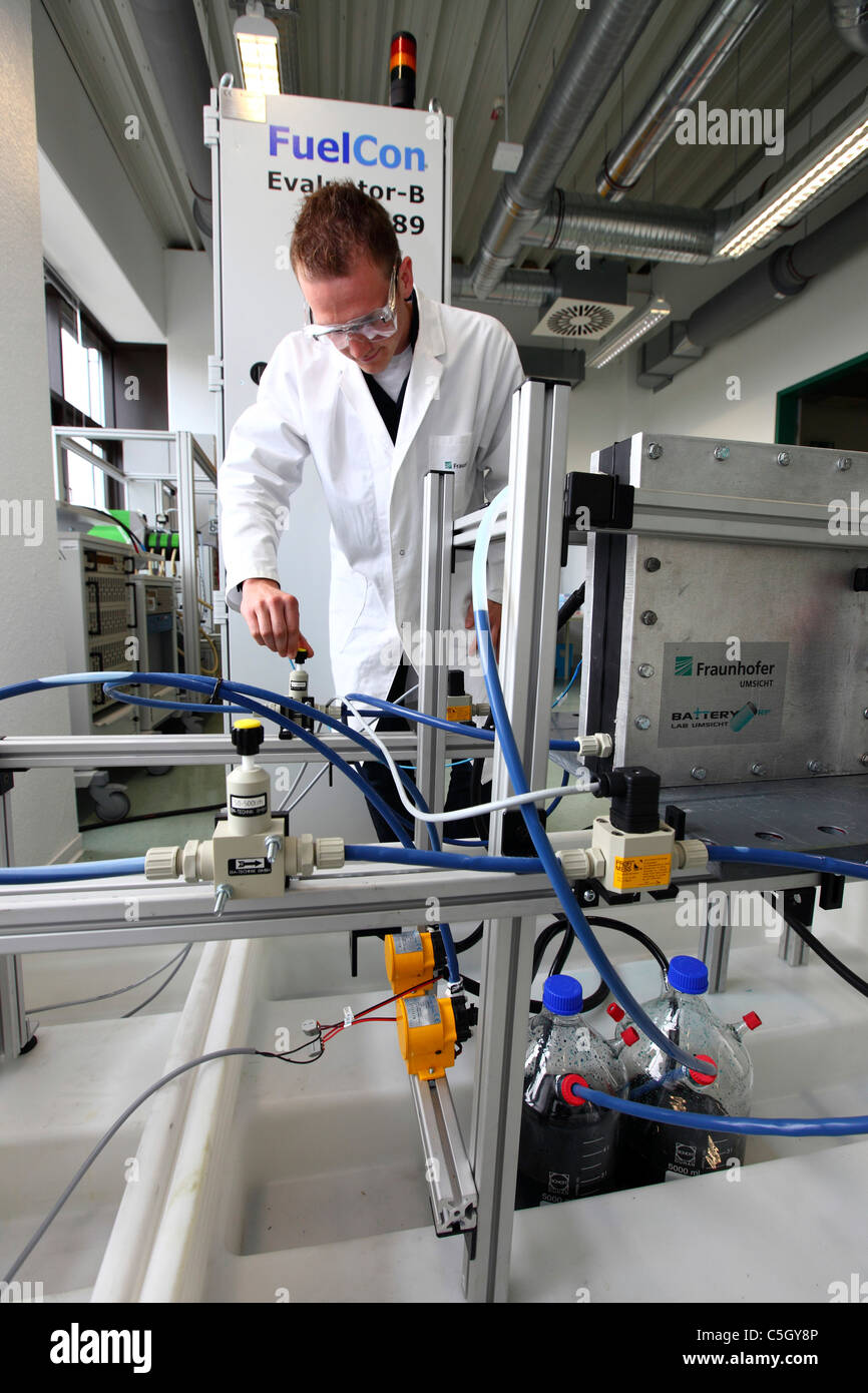 Fraunhofer Umsicht instituto para la investigación científica. Investigación de Redox-Flow baterías, para almacenar la energía renovable. Foto de stock