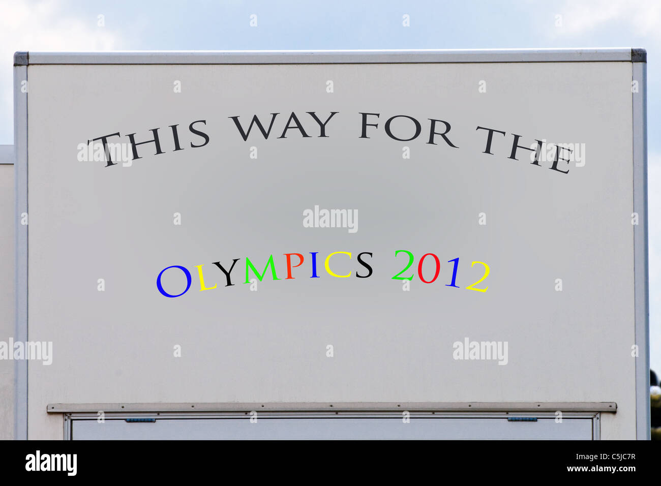 Letrero, de esta forma para los Juegos Olímpicos de 2012 Foto de stock