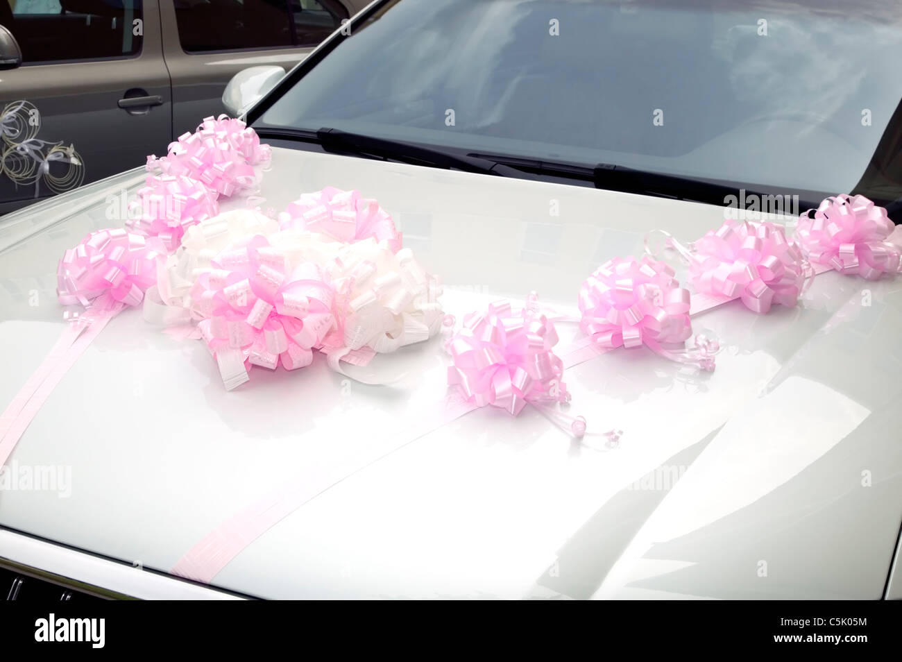 Decoracion coche boda - Floristerías Coslada Nicoly