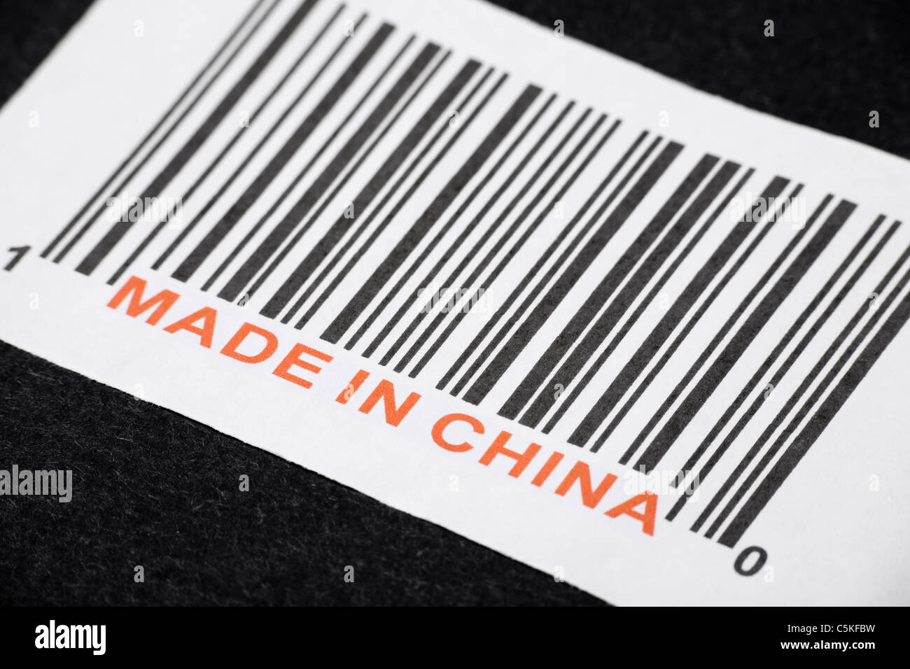 Fabricado en China y el código de barras, el concepto empresarial