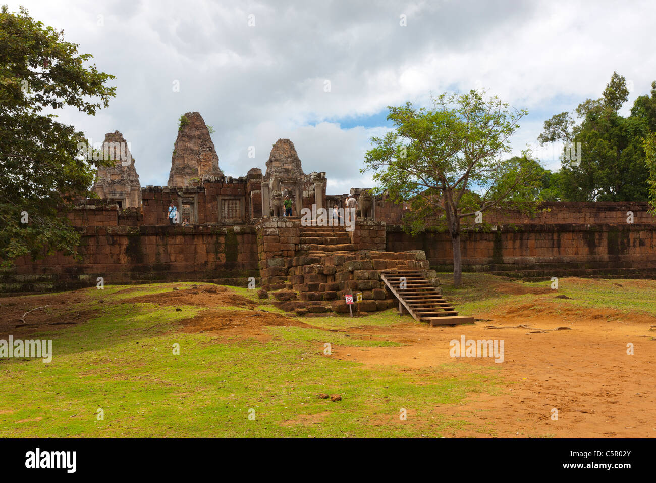 Prasat Pre Rup (girar el cuerpo), Angkor, sitio del Patrimonio Mundial de la UNESCO, Siem Reap, Camboya, en el sudeste de Asia Foto de stock