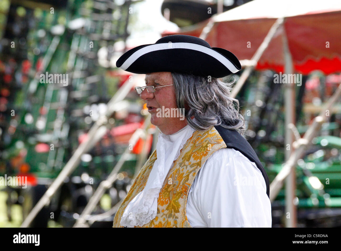Retratando actor Benjamin Franklin en Franklin County fair, Hampton