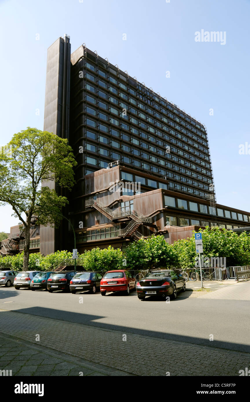 IT.nrw bloque de oficinas desde 1974, Düsseldorf, Alemania. Foto de stock