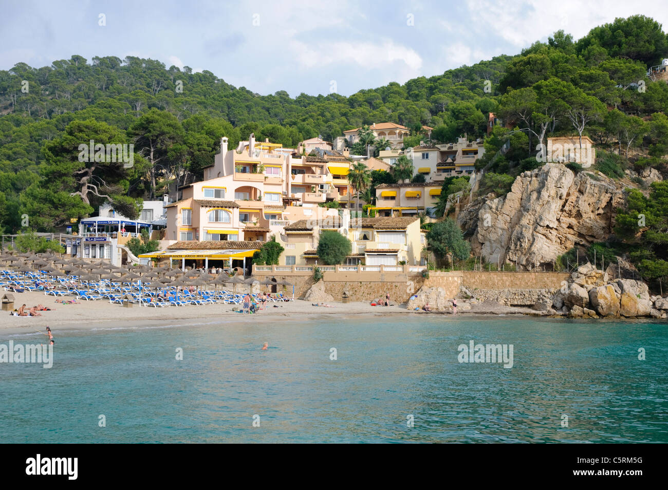 Casas en la playa de Camp de Mar, Mallorca, España, Europa Fotografía de  stock - Alamy