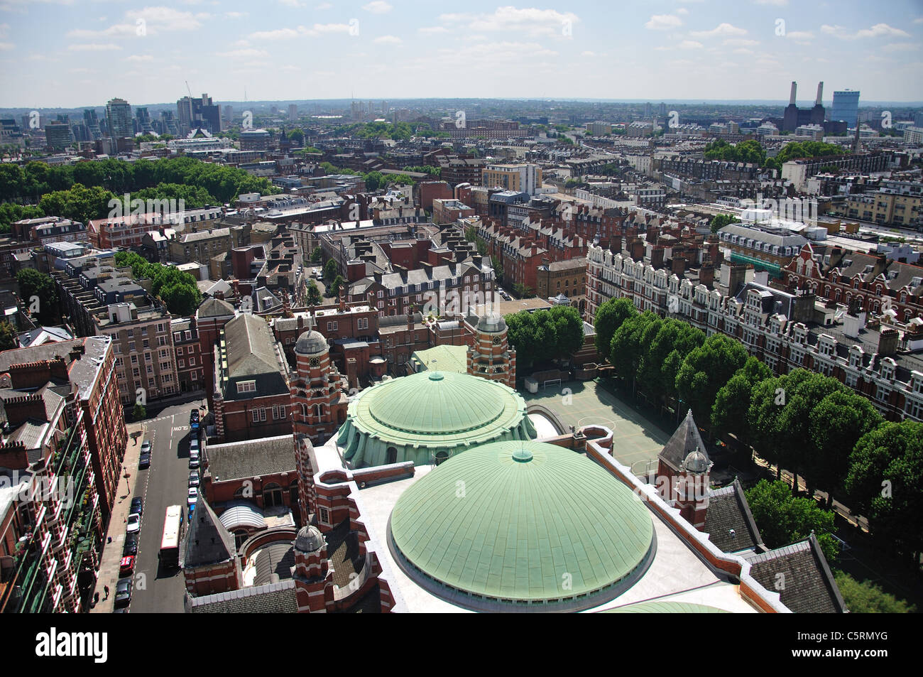 Vista al sur desde la torre de la catedral de Westminster, la ciudad de Westminster, London, Greater London, England, Reino Unido Foto de stock