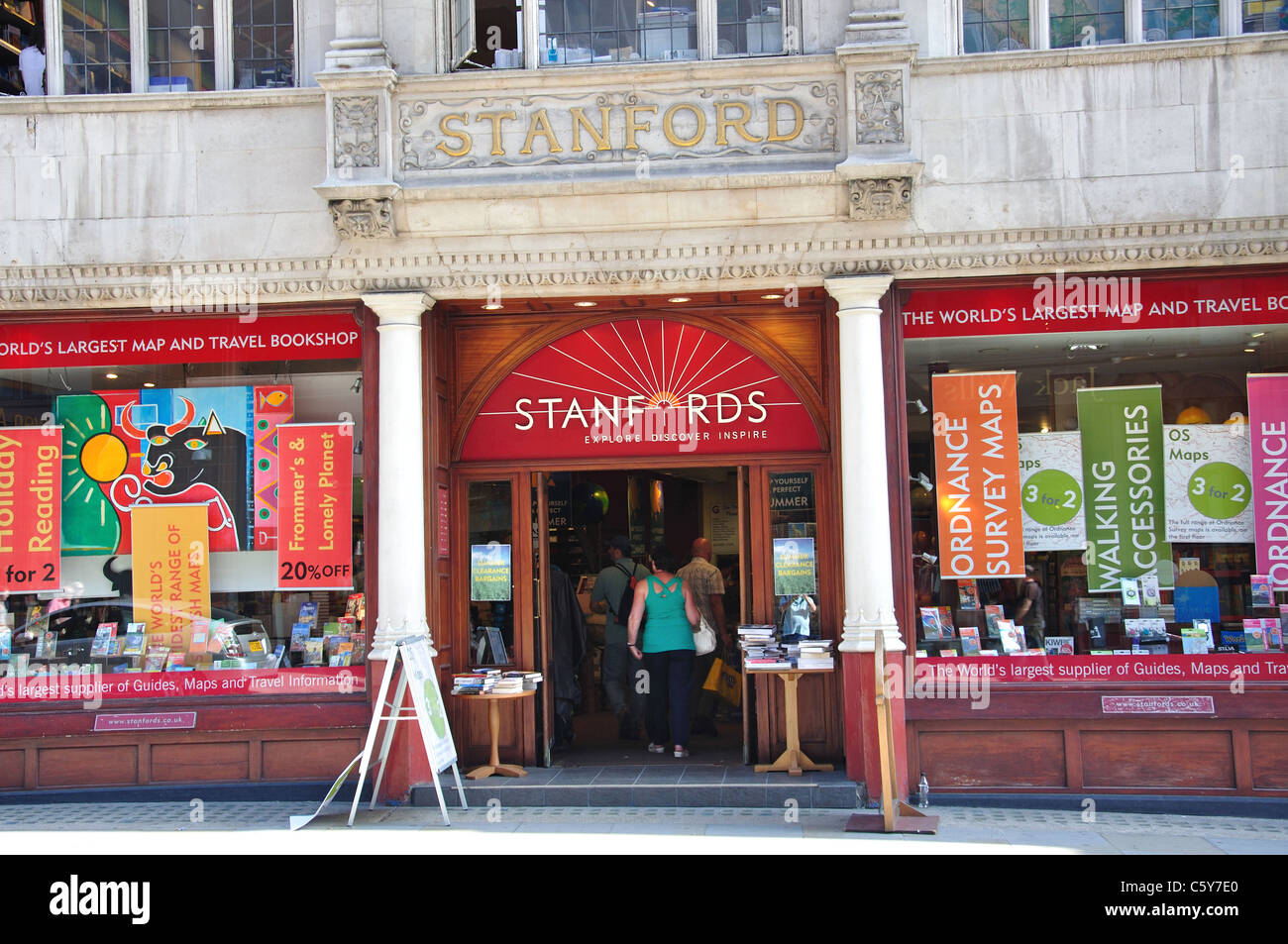 Stanford's Book Shop, Covent Garden, el West End, la ciudad de Westminster, London, Greater London, England, Reino Unido Foto de stock