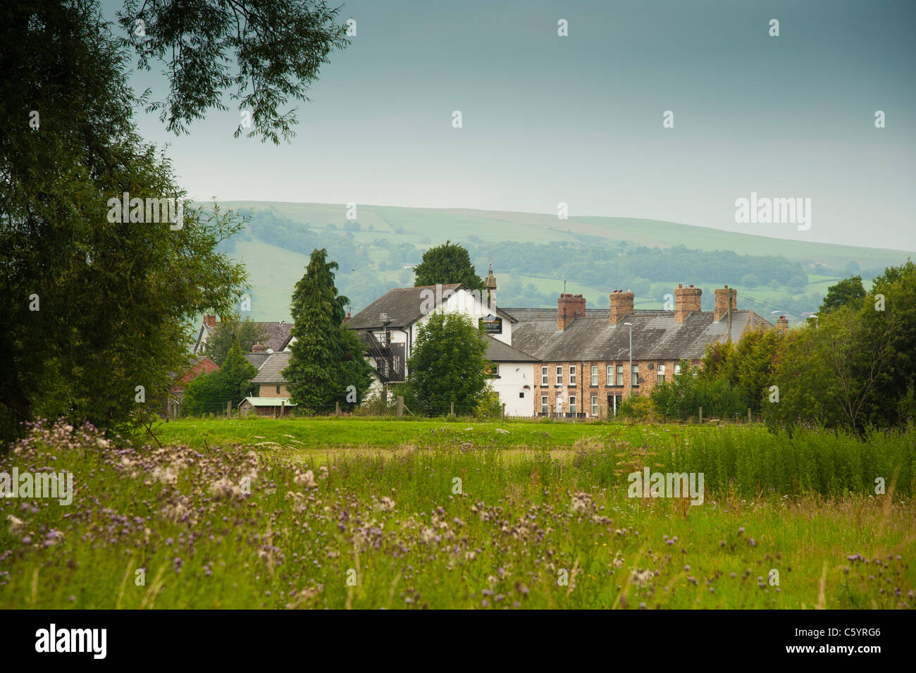 Caersws village Powys, Gales UK Foto de stock